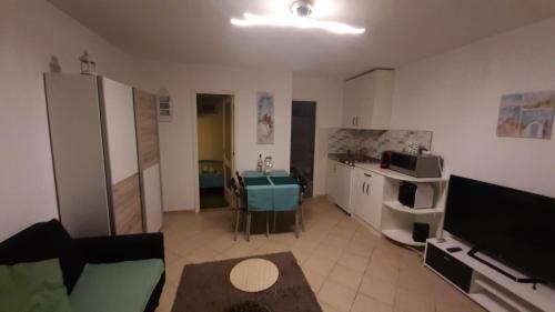 Onix - Orf? Apartman