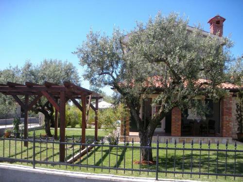 Luxury Villa With A Parking Space Buici, Porec - 13529