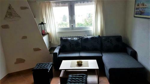 Apartment Villa Engel With Pool