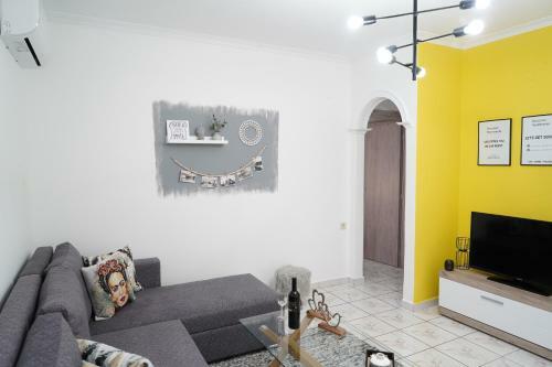 Decozian Apartments