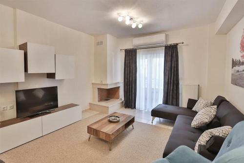 V Luxury Apartment 2