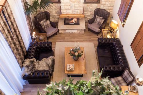Hostal Montana Lake View