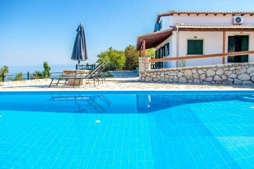 Villa Skyfall