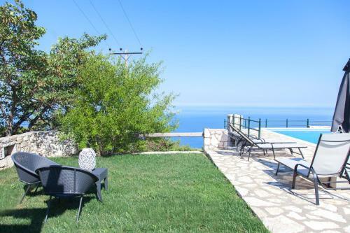 Villa Skyfall