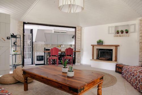 Vartan's Summer House