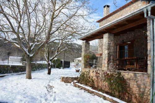 Villa Country Stone House ,next To Kalavrita