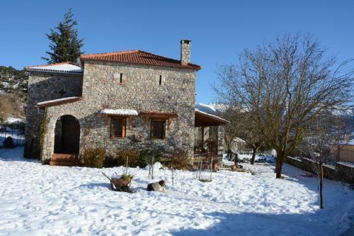 Villa Country Stone House ,next To Kalavrita