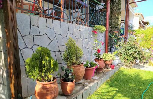 Two Storey Vacation House Near The Sea