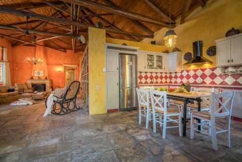 Bratis Holiday Home
