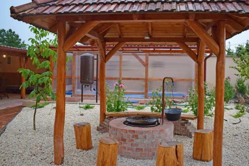 Hostal T�nd�rf�tyol Vend�gh�z