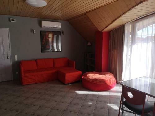 Universtreet Apartman