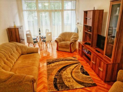 Kod�ly Apartment