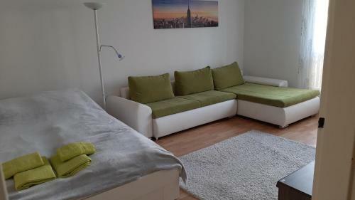 Tony Apartman P�cs