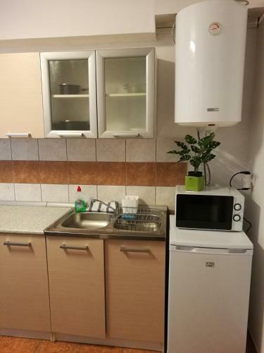 V�mh�z Apartman