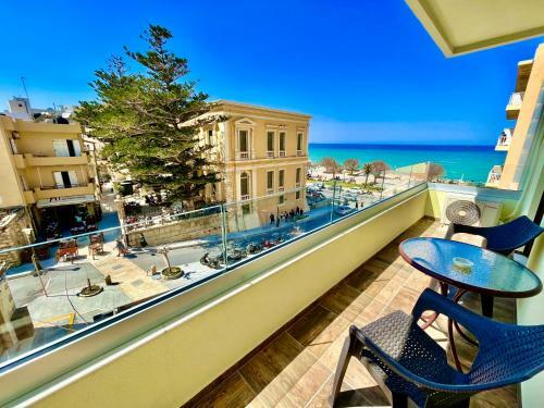 Blue Elegance City Center Heraklion Apartment