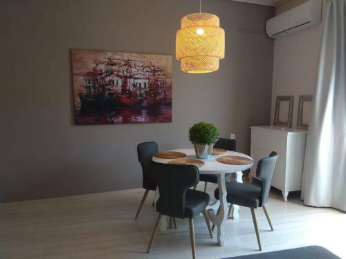 Blue Elegance City Center Heraklion Apartment
