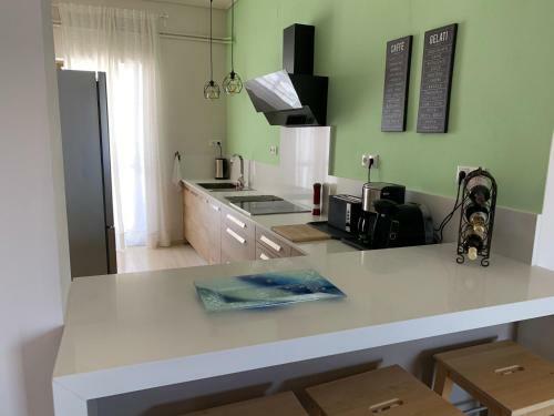 Blue Elegance City Center Heraklion Apartment