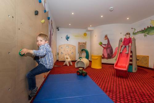 Aparthotel Hotel Almschl�ssl & Schrotteralm