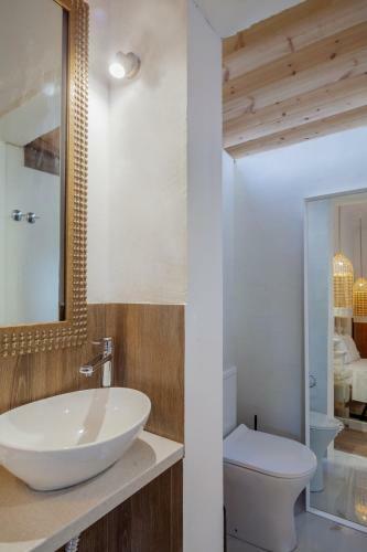 Fani's Holiday Home With Hot Tub