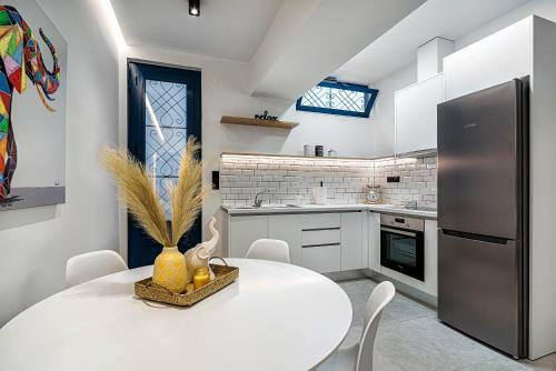 Indigo Apartment