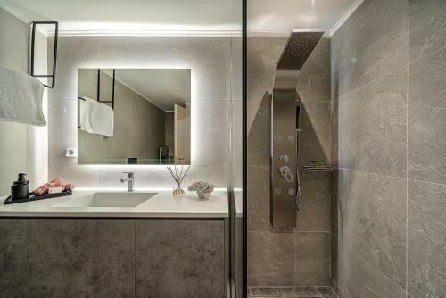 Indigo Apartment