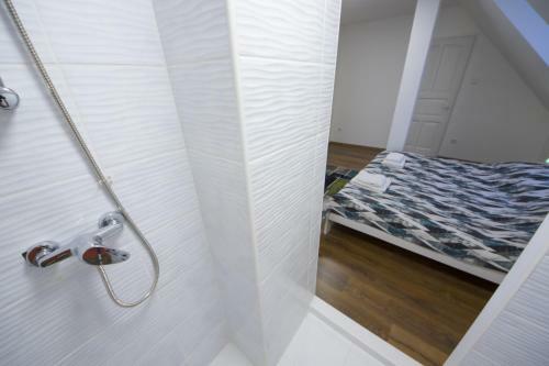 Bed & Breakfast Sungarden Vend�gh�z, �tterem, B�r