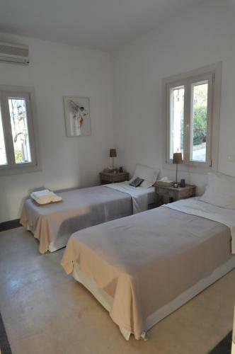 Kamares Port Villa