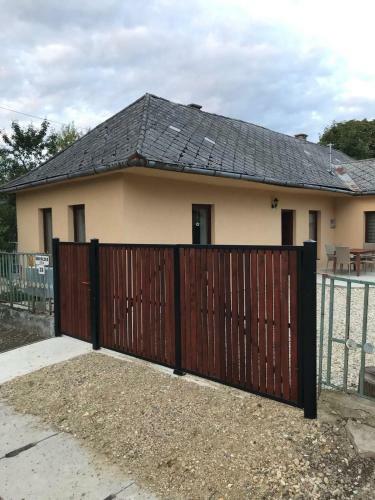 Visszav�r-lak