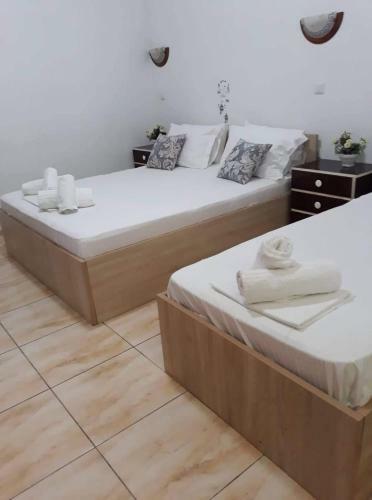 Hostal Kanali Beach House 2