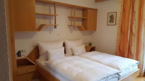 Apartamento Appartements G�stehaus Monika