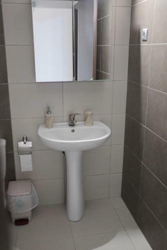 Irenes Apartment