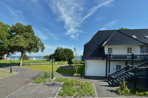 Apartamento St�rtebeker Appartements - "blaues Haus"