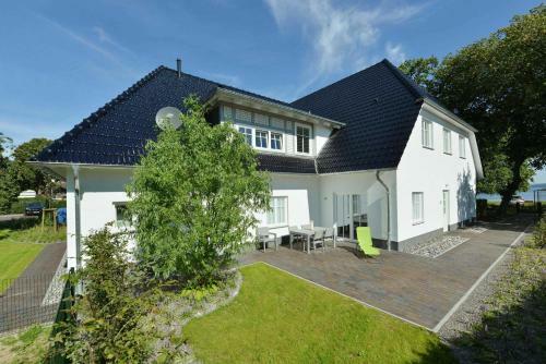 Apartamento St�rtebeker Appartements - "blaues Haus"
