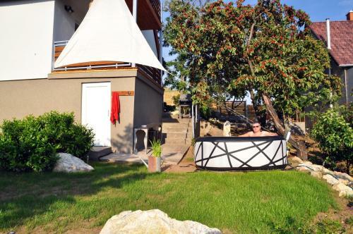 Mistral Holiday House