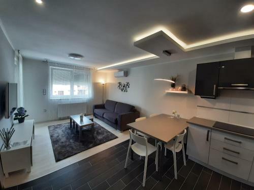 Harmony Apartments S�rv�r