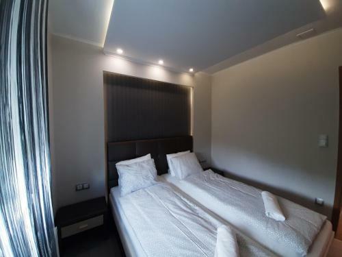 Harmony Apartments S�rv�r