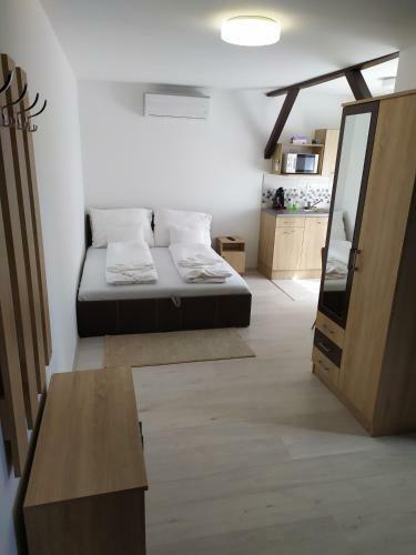 City Apartmanh�z