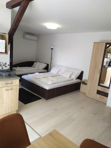City Apartmanh�z