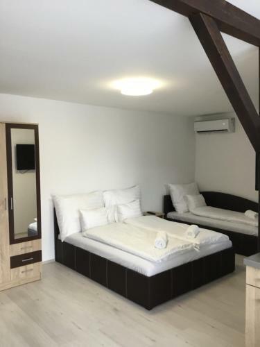 City Apartmanh�z