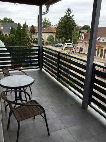 City Apartmanh�z