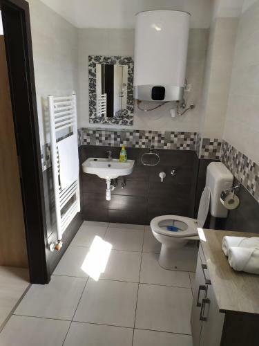 City Apartmanh�z