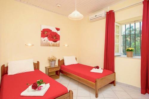 Villa Bouritsa With Private Pool