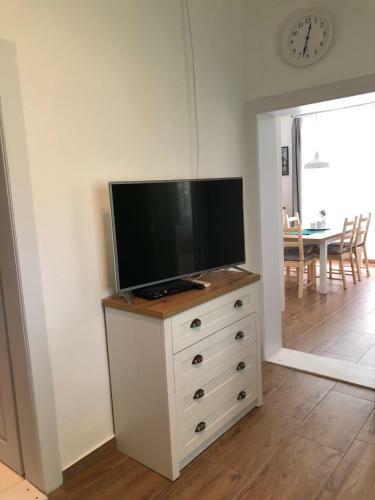Cseri Porta Kish�z
