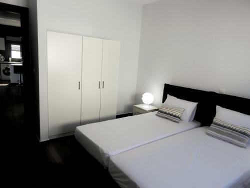 Previllage Red Apartment
