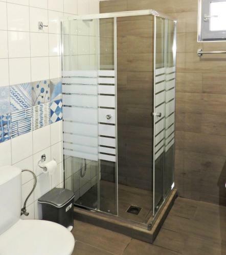 Previllage Red Apartment