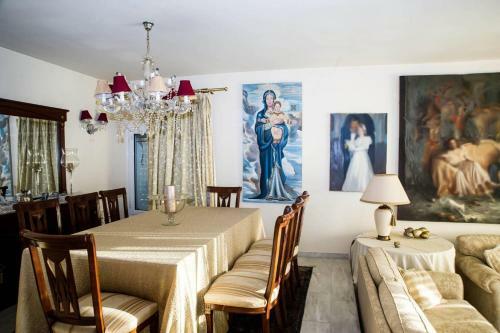 Apartamento Luxurious Villa With Private Pool Near The Beach