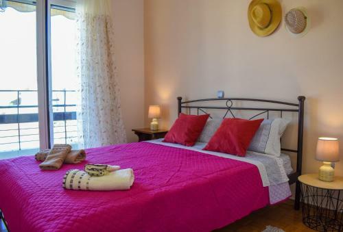 Cozy Flat On The Main Square, 10min To The Sea