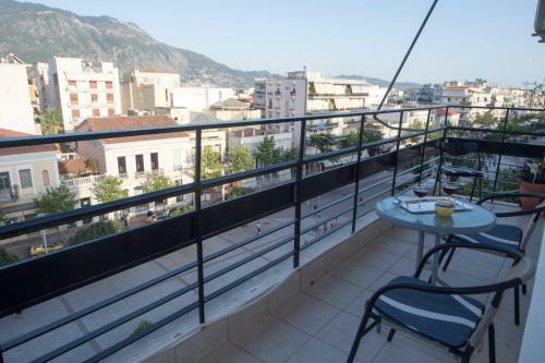 Cozy Flat On The Main Square, 10min To The Sea