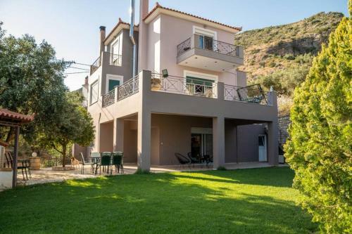 Apartamento Akrivi's House In Kalamata