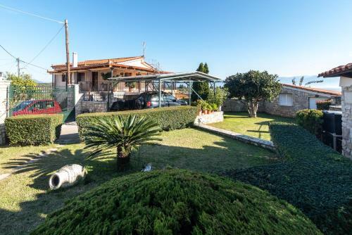 Villa Karpofora View